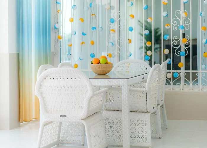 Calmamar Cabopino Beachfront In Villa Marbella