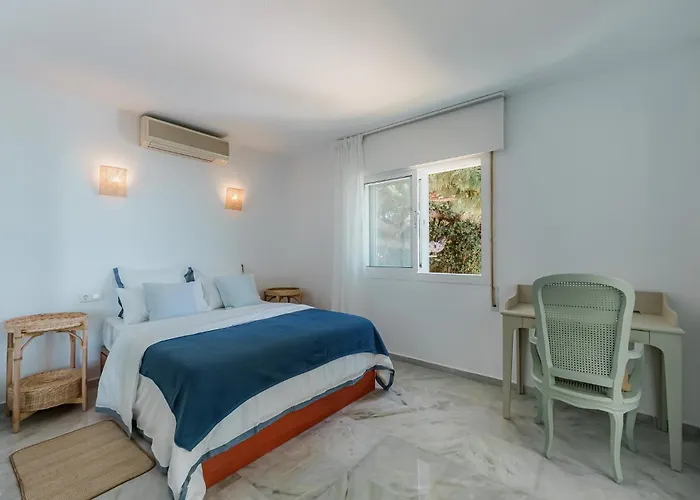 Calmamar Cabopino Beachfront In * Marbella
