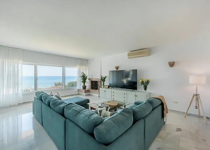 빌라 Calmamar Cabopino Beachfront In *