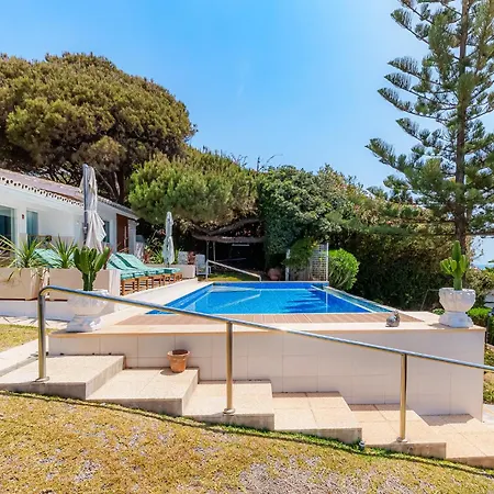 Calmamar Cabopino Beachfront In Villa Marbella