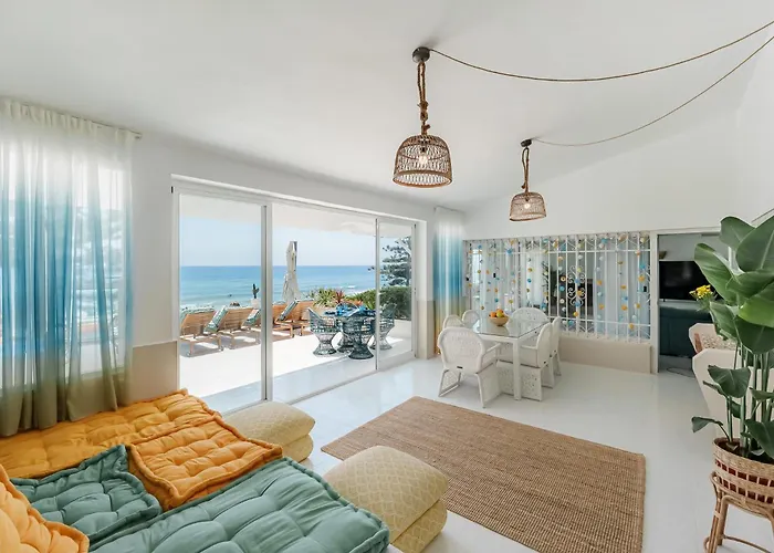 Calmamar Cabopino Beachfront In