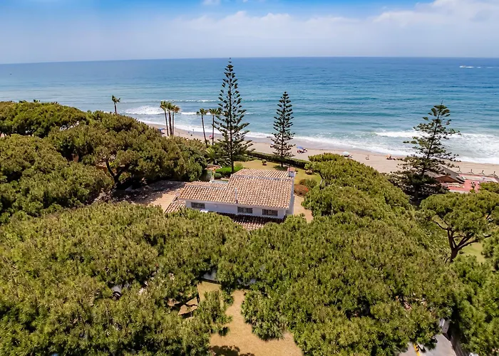 Villa Calmamar Cabopino Beachfront In