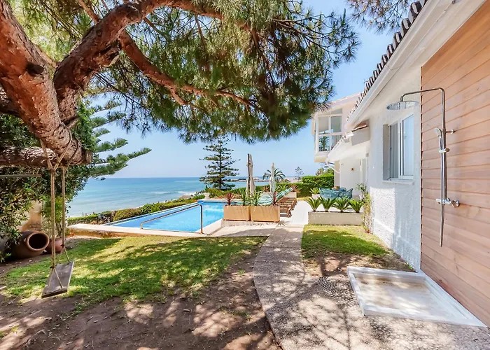 Calmamar Cabopino Beachfront In